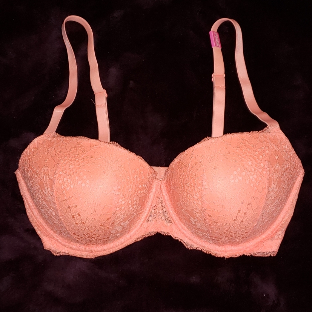 VS PINK NWT 36DD
